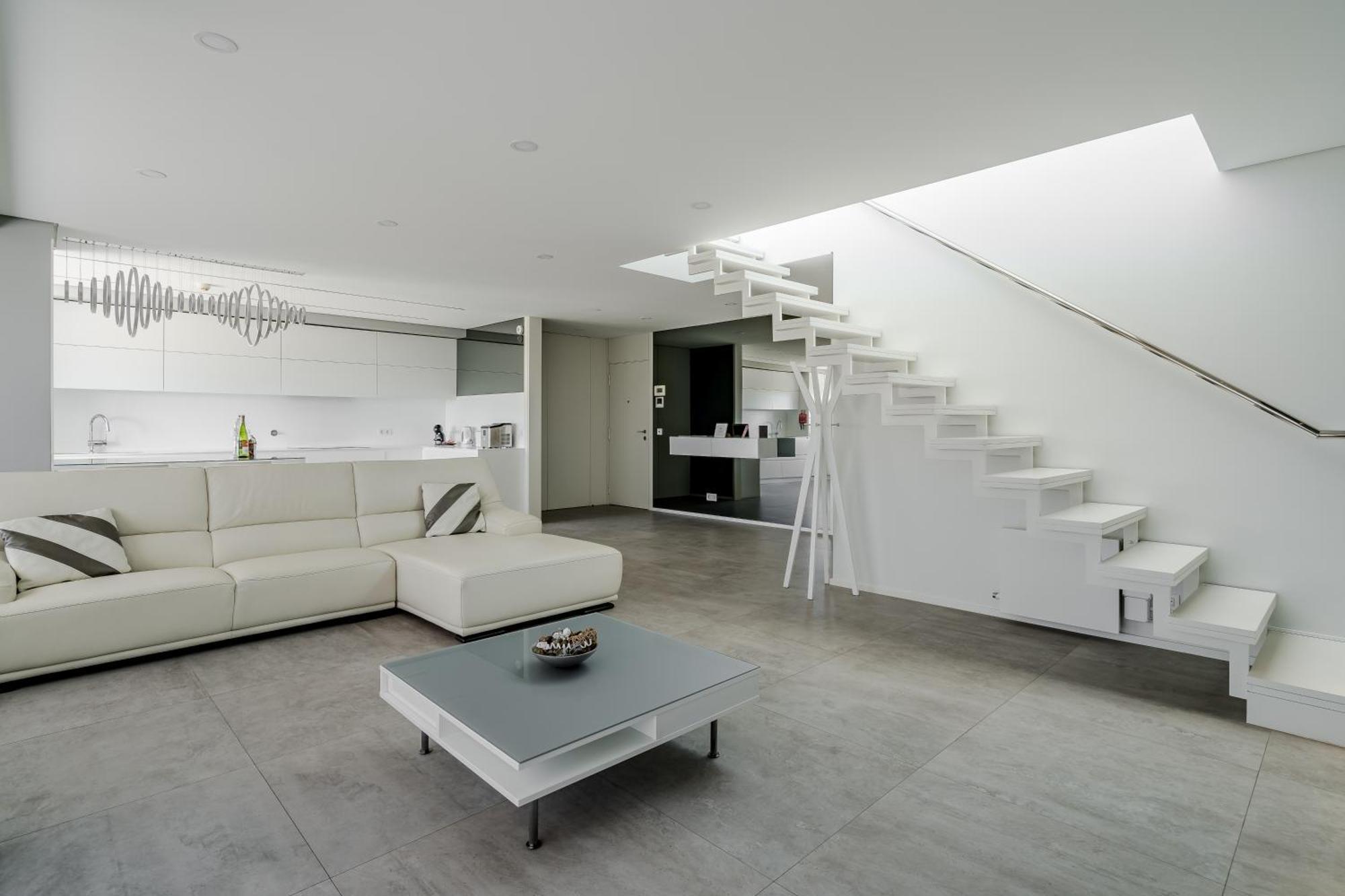 River Town View - Luxury Apartment With Jacuzzi On Terrace เวียนา โด กัสเตโล ภายนอก รูปภาพ